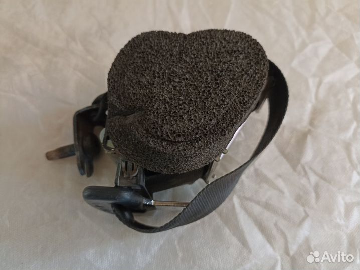 Ford Focus 2 Ремень безопасности задний