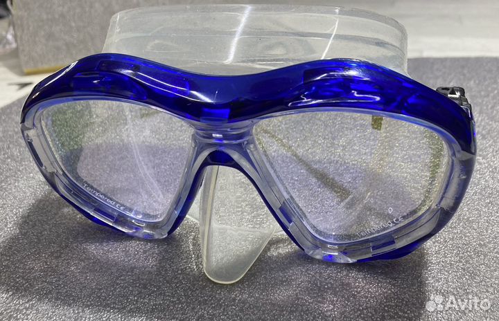 Маска для дайвинга