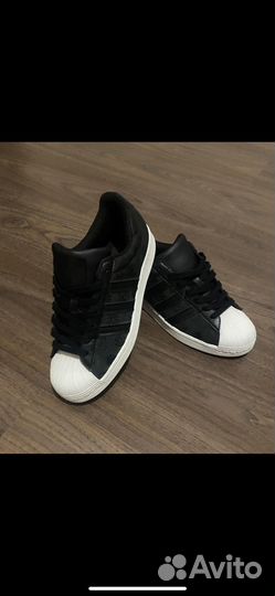 Кроссовки Adidas