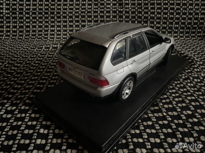 Модель BMW X5 e53