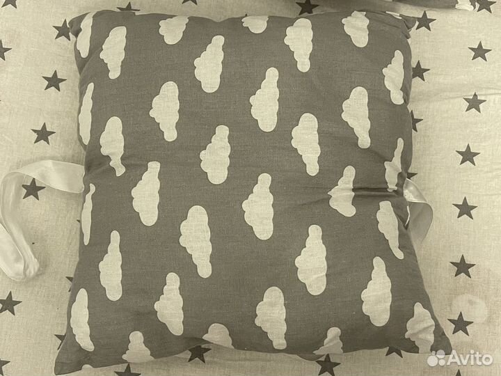 Бортики в кроватку