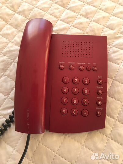 Телефон