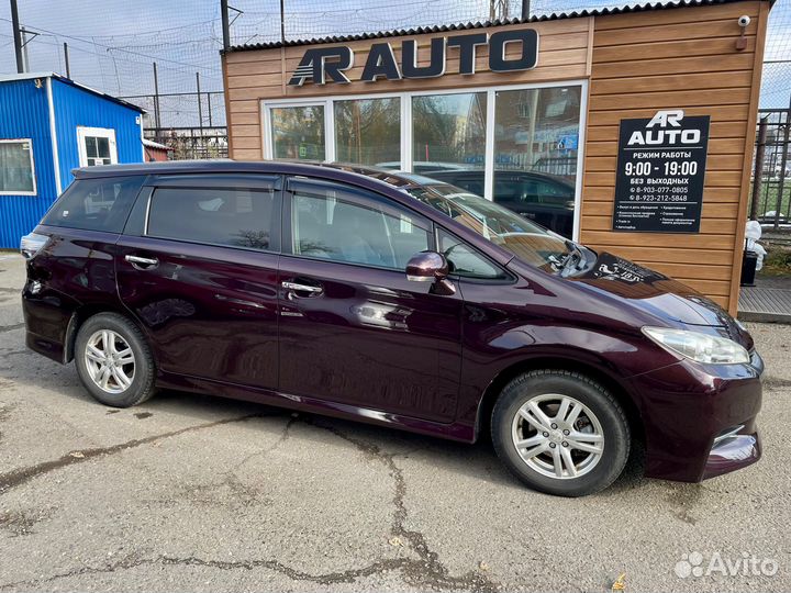 Toyota Wish 1.8 CVT, 2013, 111 000 км