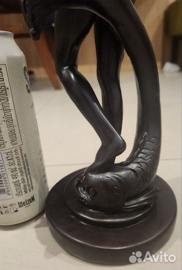 Статуэтка девушка и рыба