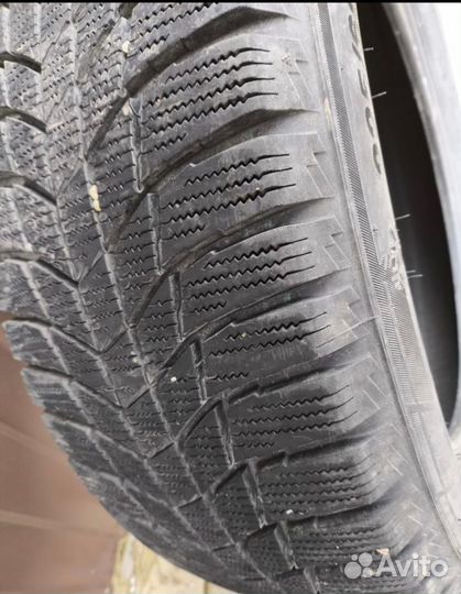 Triangle Snowlink TWT02 225/60 R18 104