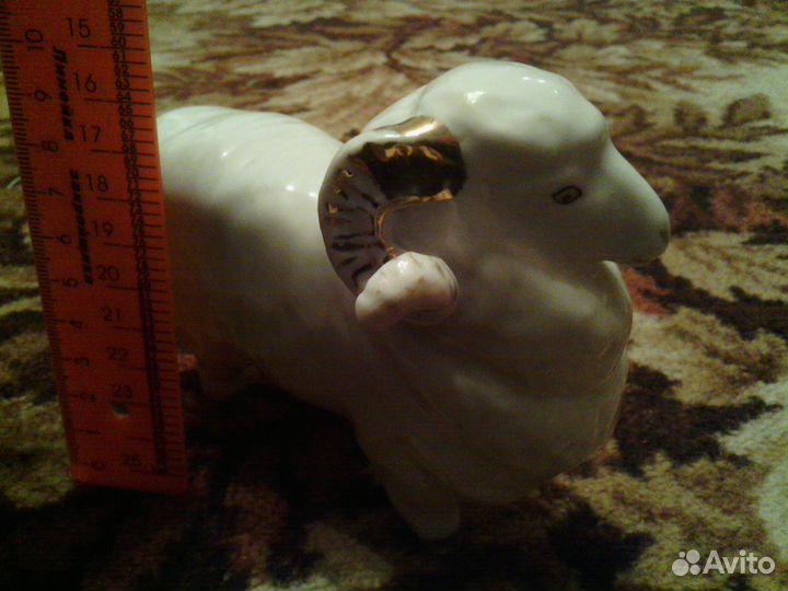 Статуэтка фарфоровая СССР. Баран. лфз