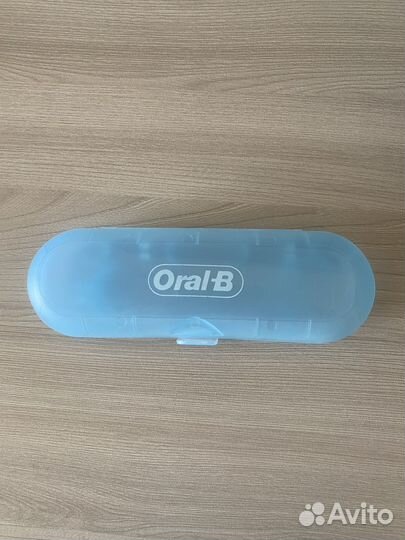 Дорожный футляр Oral-B