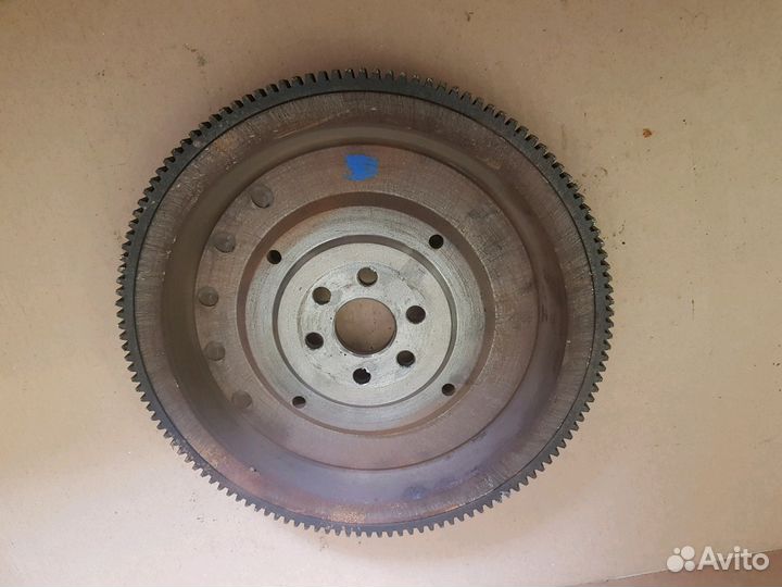 Маховик Лада Приора