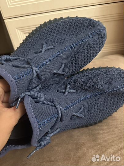 Кроссовки adidas yezy