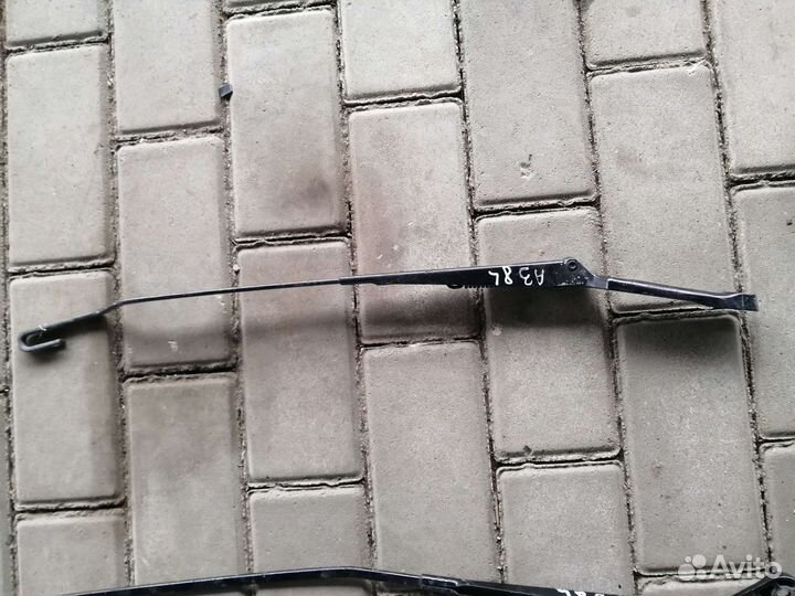 Поводок Дворников Ауди А3 8L