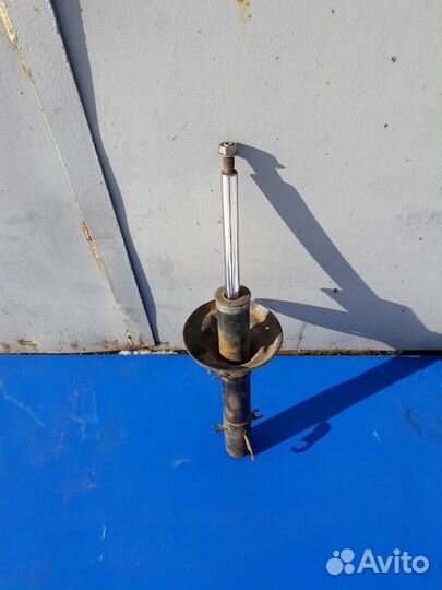 Амортизатор передний Audi,VW,Skoda