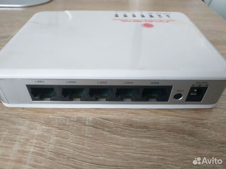 Wifi роутер Планета snr-cpe-w4n