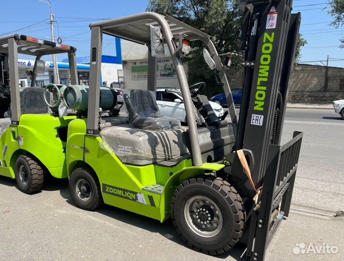 Вилочный погрузчик Zoomlion FL25, 2023