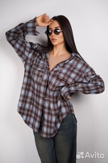 Рубашка в клетку с камушками