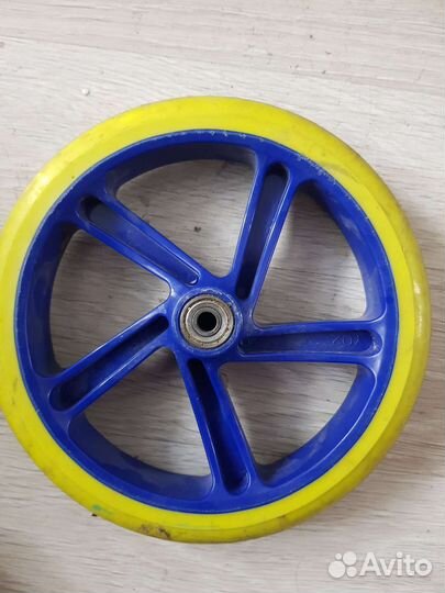 Колесо для самоката 200 мм