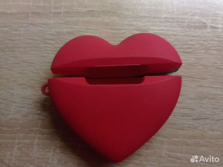 Чехол на airpods