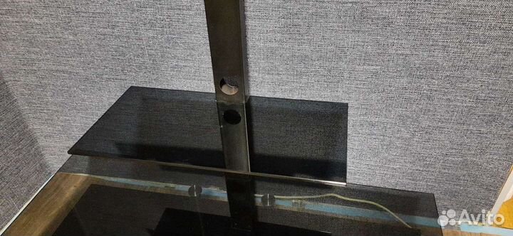 Полка стеклянная под тв akma PL15