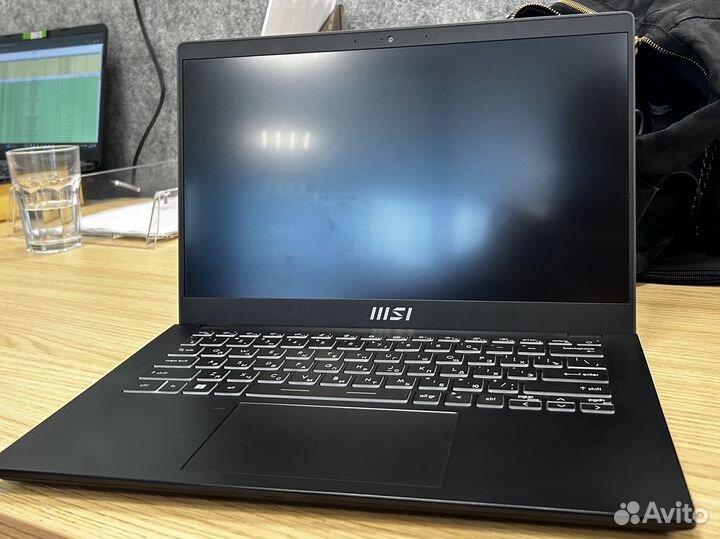 Ультрабук 14 msi C12M