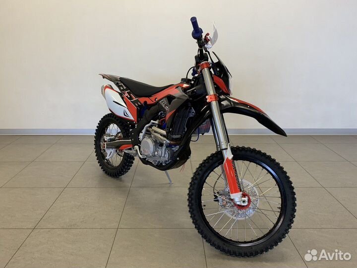Мотоцикл BSE M4