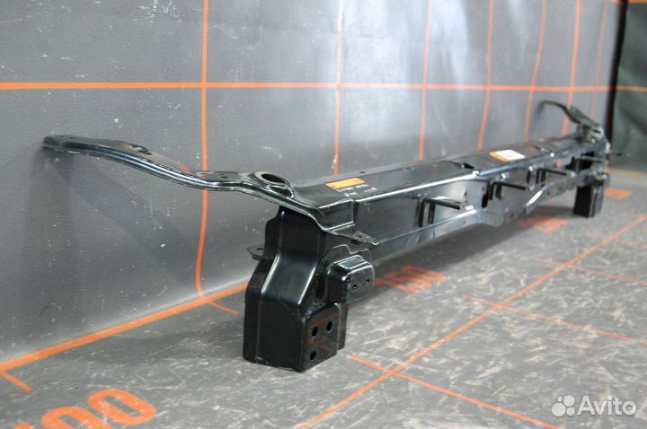 Панель передняя верхняя часть - Hyundai Santa Fe 3