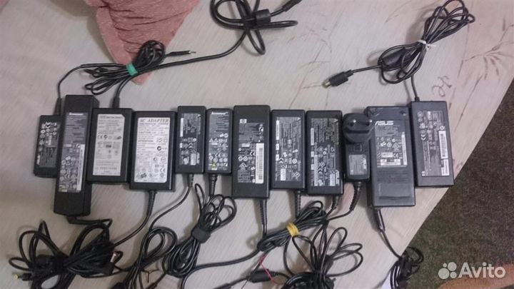 Блоки питания в наличии оригинал для ноутбуков