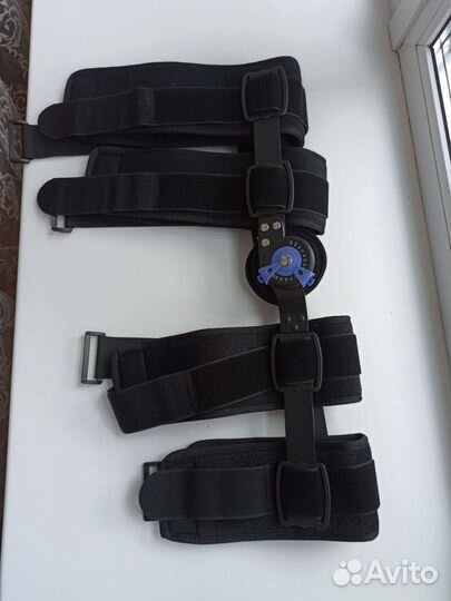 Ортез на коленный сустав