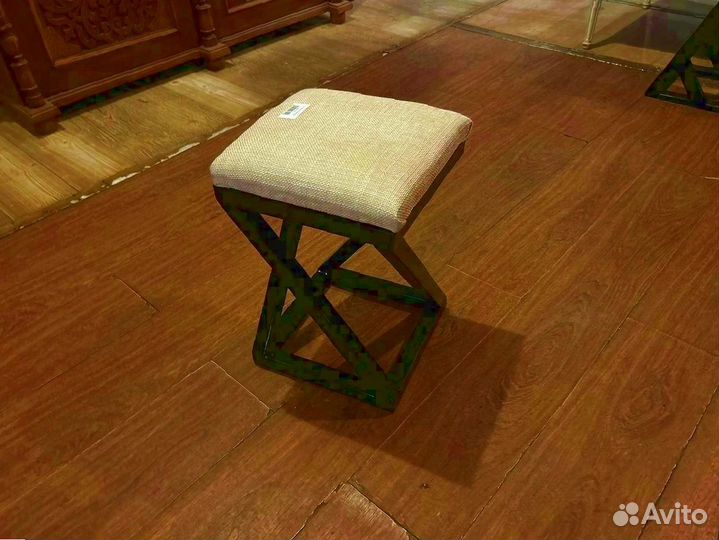 Табурет дизайнерский