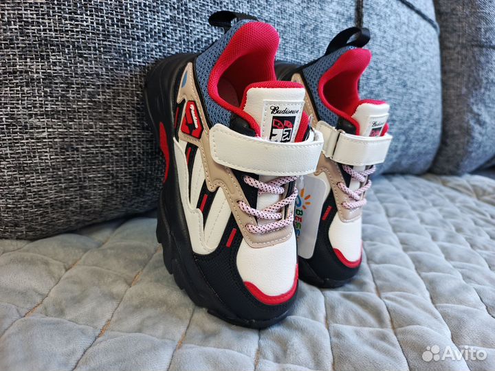 Кроссовки детские новые 27-32р