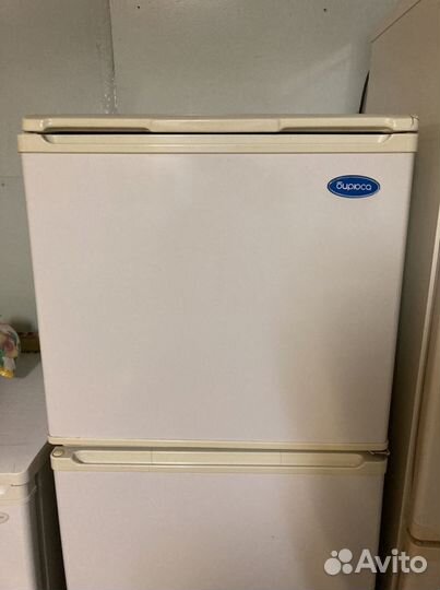 Холодильник Бирюса