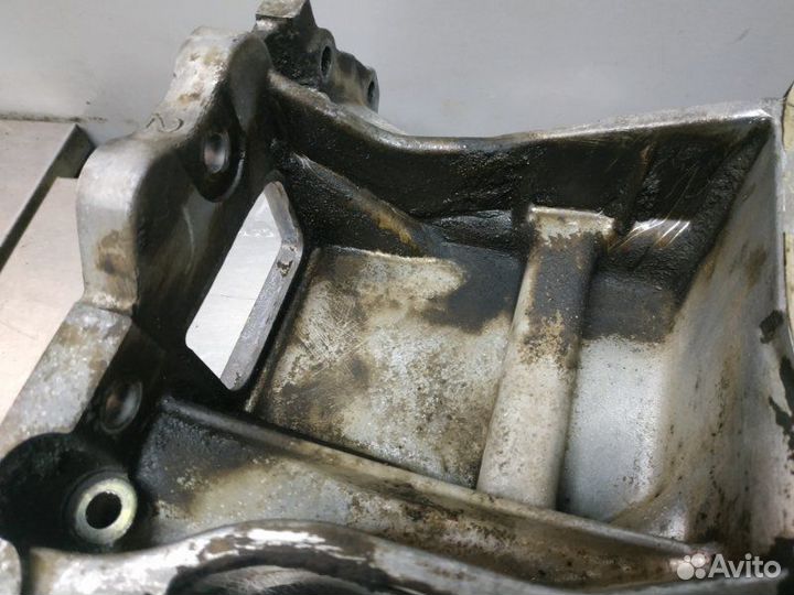 Поддон двигателя Toyota Corolla E120 1NZ-FE