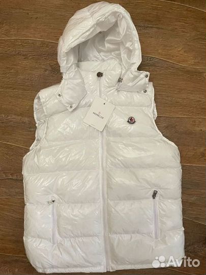 Жилетка белая унисекс Moncler