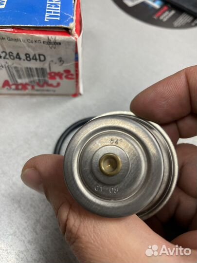 Термостат audi vw 80 b3 b4 passat 84с