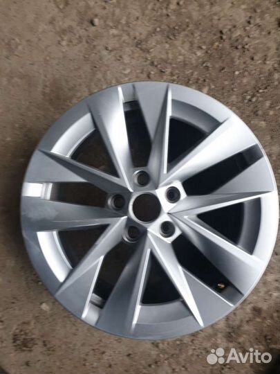 Skoda octavia A8 диск колесный 1шт