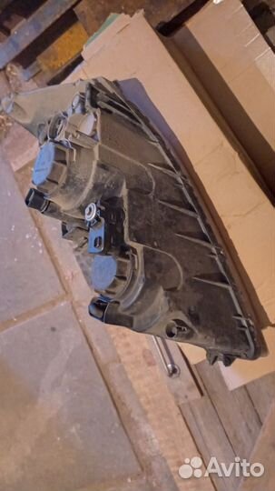 Задний левый и передние фары