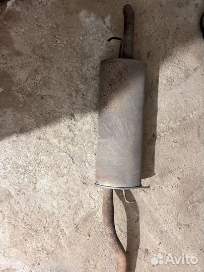 Задняя банка глушитель гранта фл