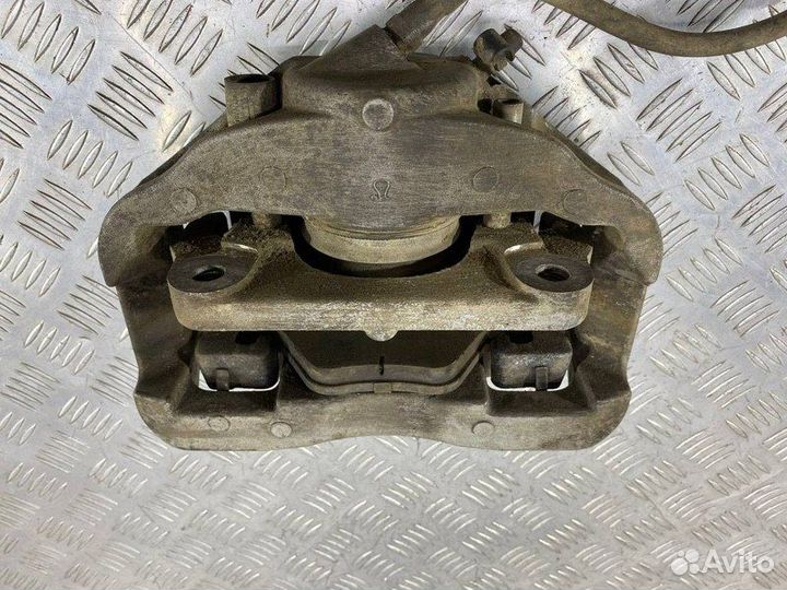 Суппорт тормозной передний левый Bmw 5 Е60 N52B30