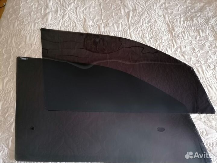 Съемная жесткая тонировка Фольксваген Амарок