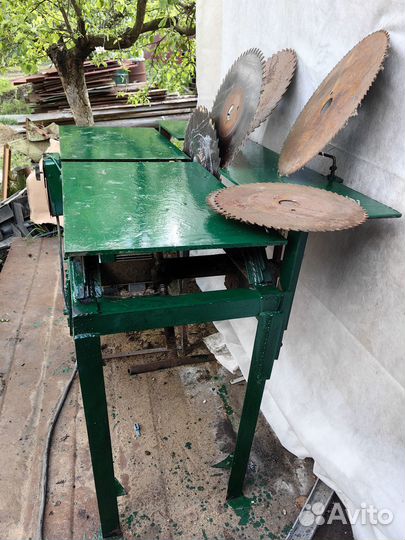 Циркулярный станок по дереву с рубанком