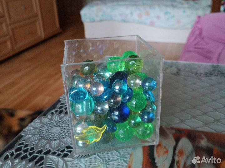 Стеклянные камешки для интерьера