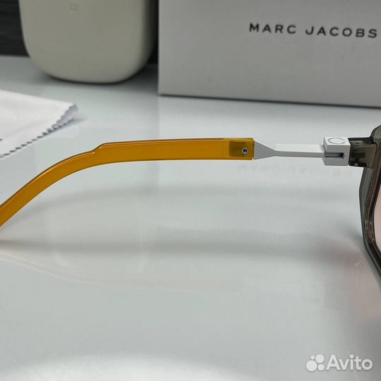 Солнцезащитные очки marc jacobs