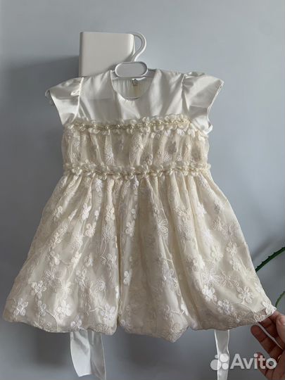 Платье праздничное для девочки 74