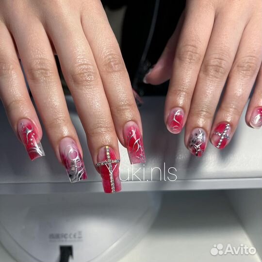 Наращивание ногтей