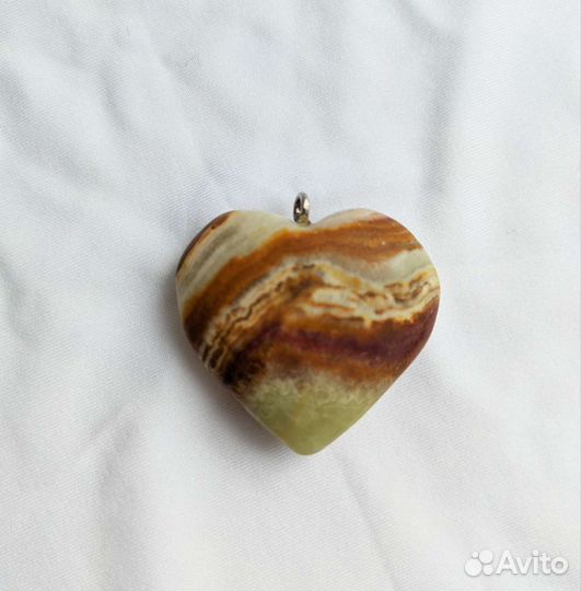 Из камня Оникс