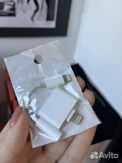 Оригинальный переходник lightning на iPhone