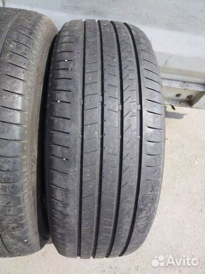 Bridgestone Alenza 001 235/65 R17 108V