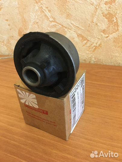 Сайлентблок задний переднего рычага Geely MK