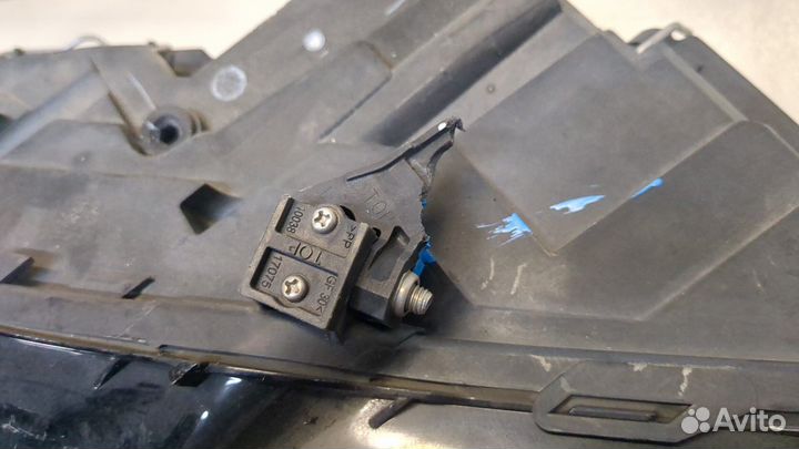 Фара (передняя) левая Audi Q5, 2009