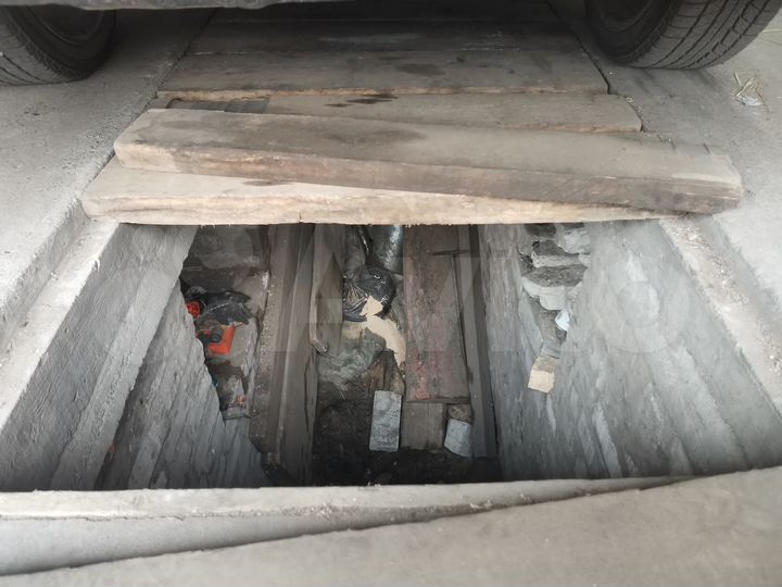 Гараж, > 30 м²