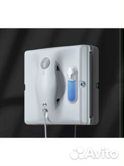 Робот-стеклоочиститель Hutt Window Cleaner W8