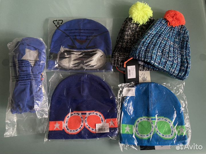 Шапки и краги Molo новые Colder, Kenzie